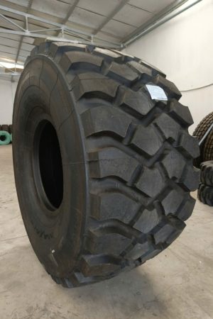 Lốp xúc lật 750/65R25 Maxam bản rộng chịu tải lớn