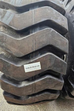 Lốp xúc lật 20.5-25 Deestone Thái chịu tải tốt