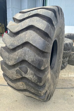 Lốp xúc lật 29.5-25 Deestone gai lớn chịu tải nặng