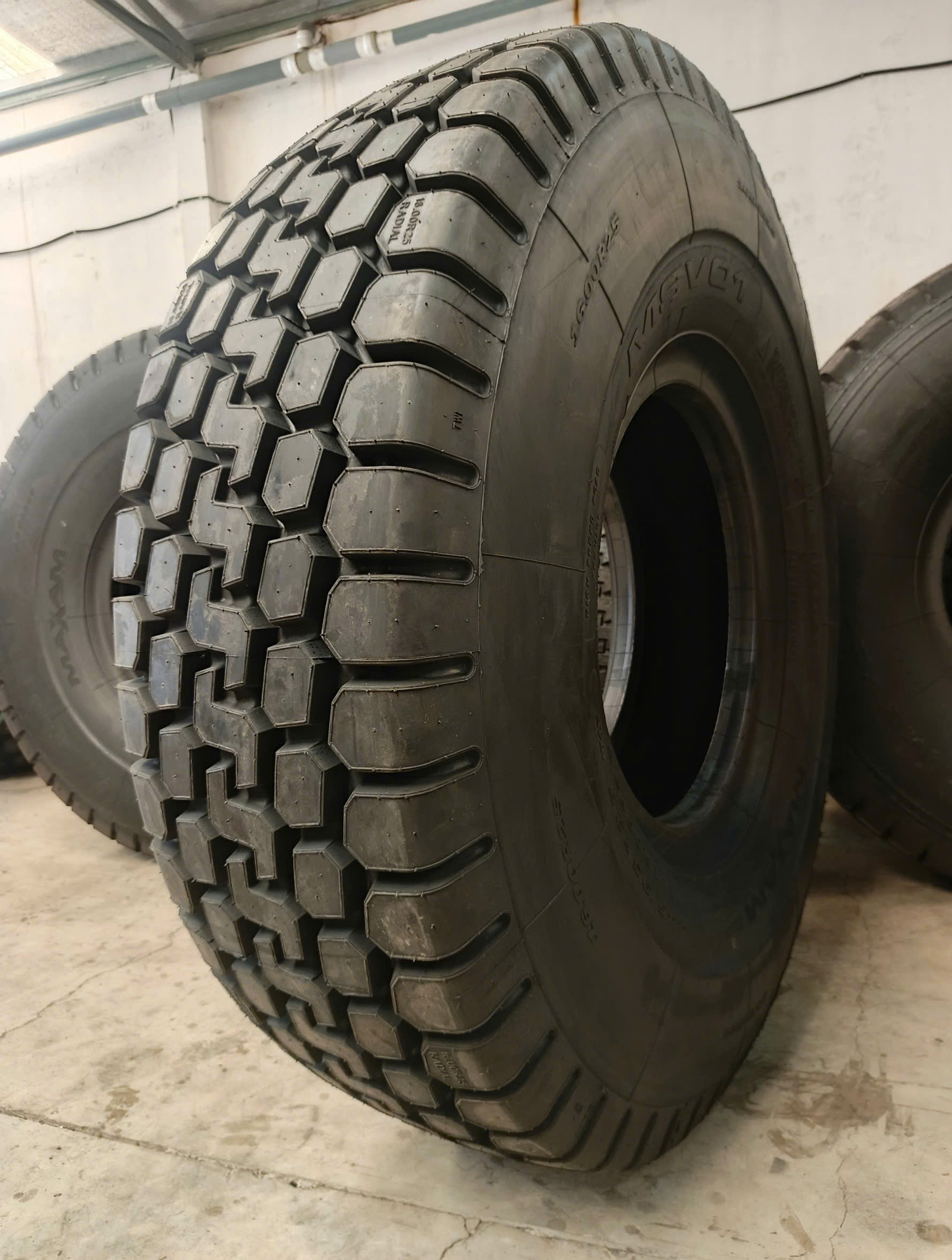 Lốp Cẩu 16.00R25 (445/95R25) | Radial Bền, Chịu Tải Nặng - Ảnh 2