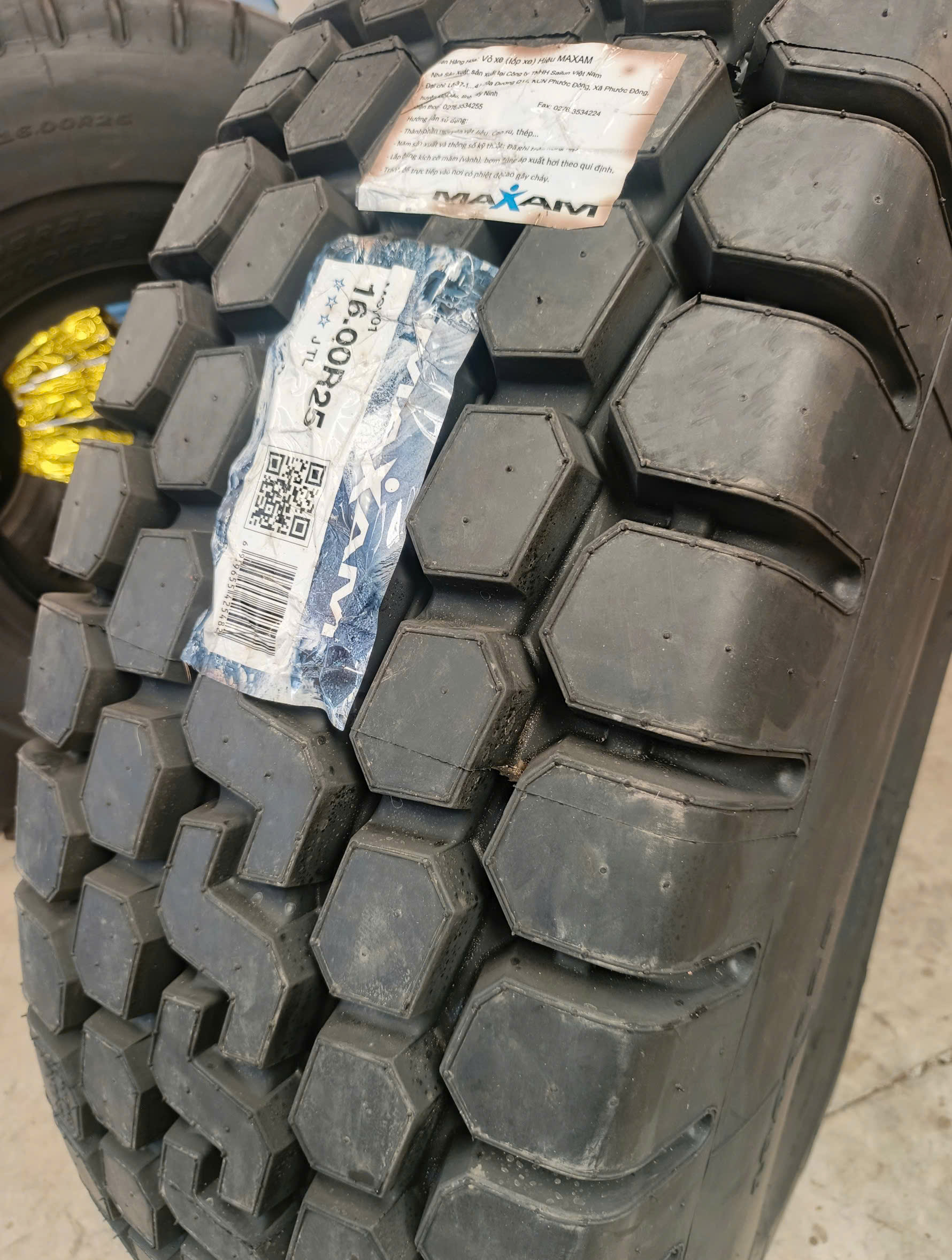 Lốp cẩu 16.00R25 445/95R25 chịu tải nặng cho xe cẩu