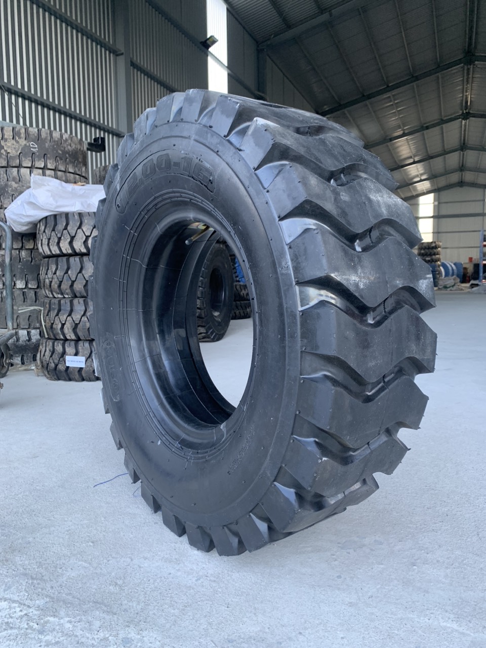 Lốp Xúc Lật 12.00-16 | Bền, Chịu Tải Tốt Cho Xe Công Trình - Ảnh 3