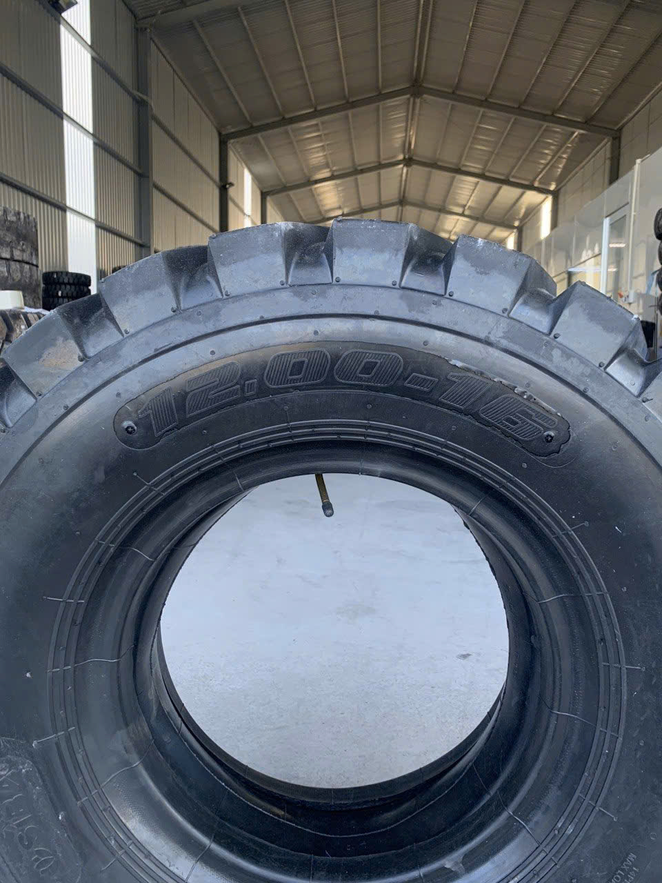 Lốp Xúc Lật 12.00-16 | Bền, Chịu Tải Tốt Cho Xe Công Trình - Ảnh 4