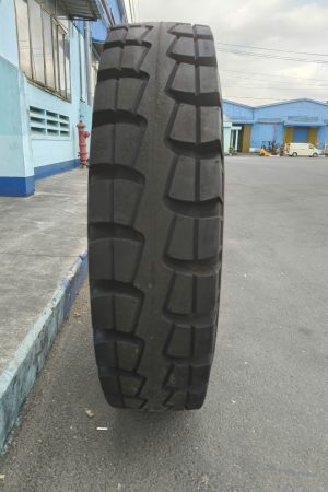 Lốp 12.00-24 Nexen cho xe nâng