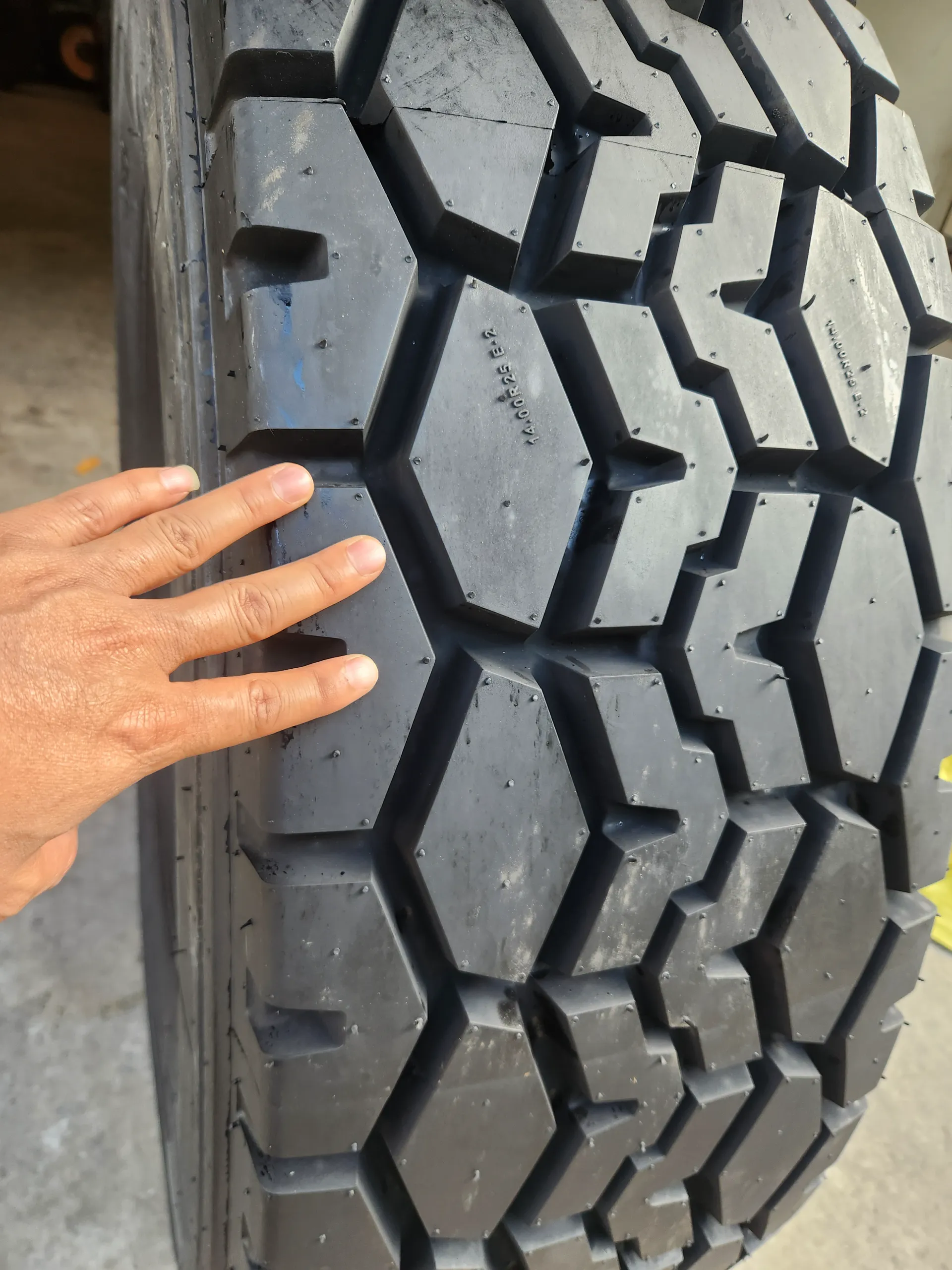 Lốp 14.00R25 SIBA (385/95R25) | Lốp Xe Cẩu, Xe Tải - Ảnh 5