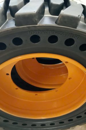Lốp đặc 16/70-20 gai lớn